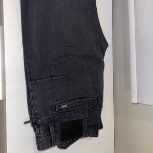 Hugo Boss Black 36/30 Jeans